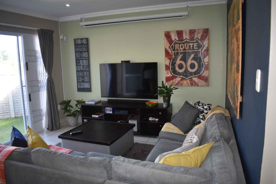 3 Bedroom Property for Sale in Nahoon Valley Park Eastern Cape